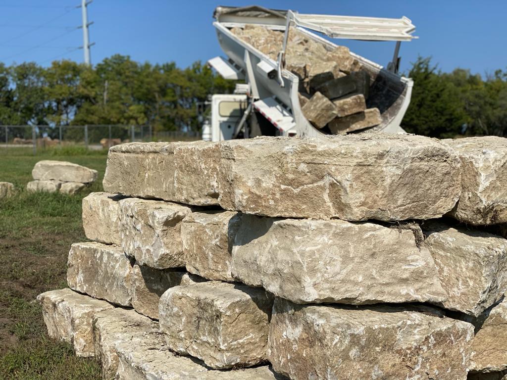 14″ Limestone Retaining Wall Blocks